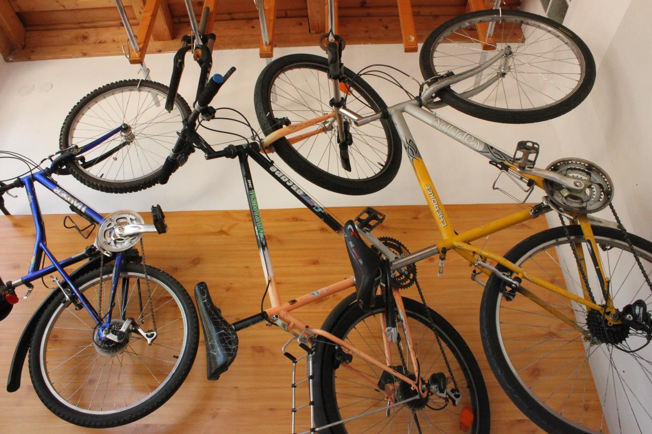 Blue Bike Hostel บาลาตอนเซเมช ภายนอก รูปภาพ